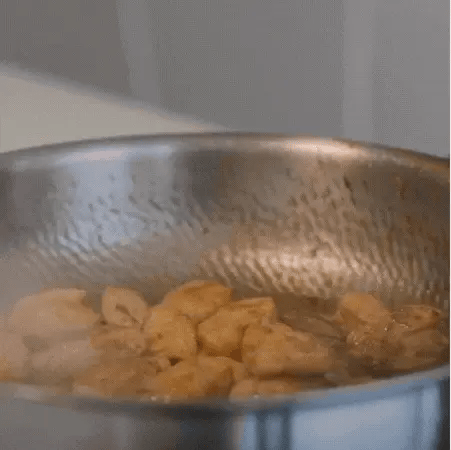 This Expensive Pan Actually Costs Less Than Cheap Cookware